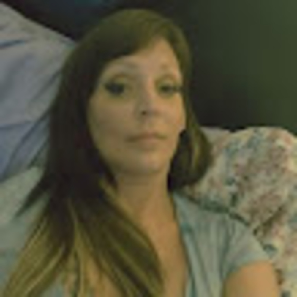 Meet your Posher, Caitlin